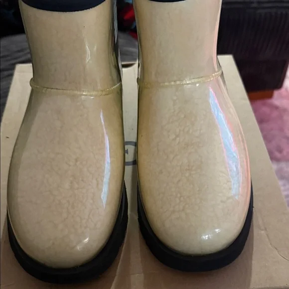 UGG Cream Ankle Boots with Black Soles - Picture 2 of 6